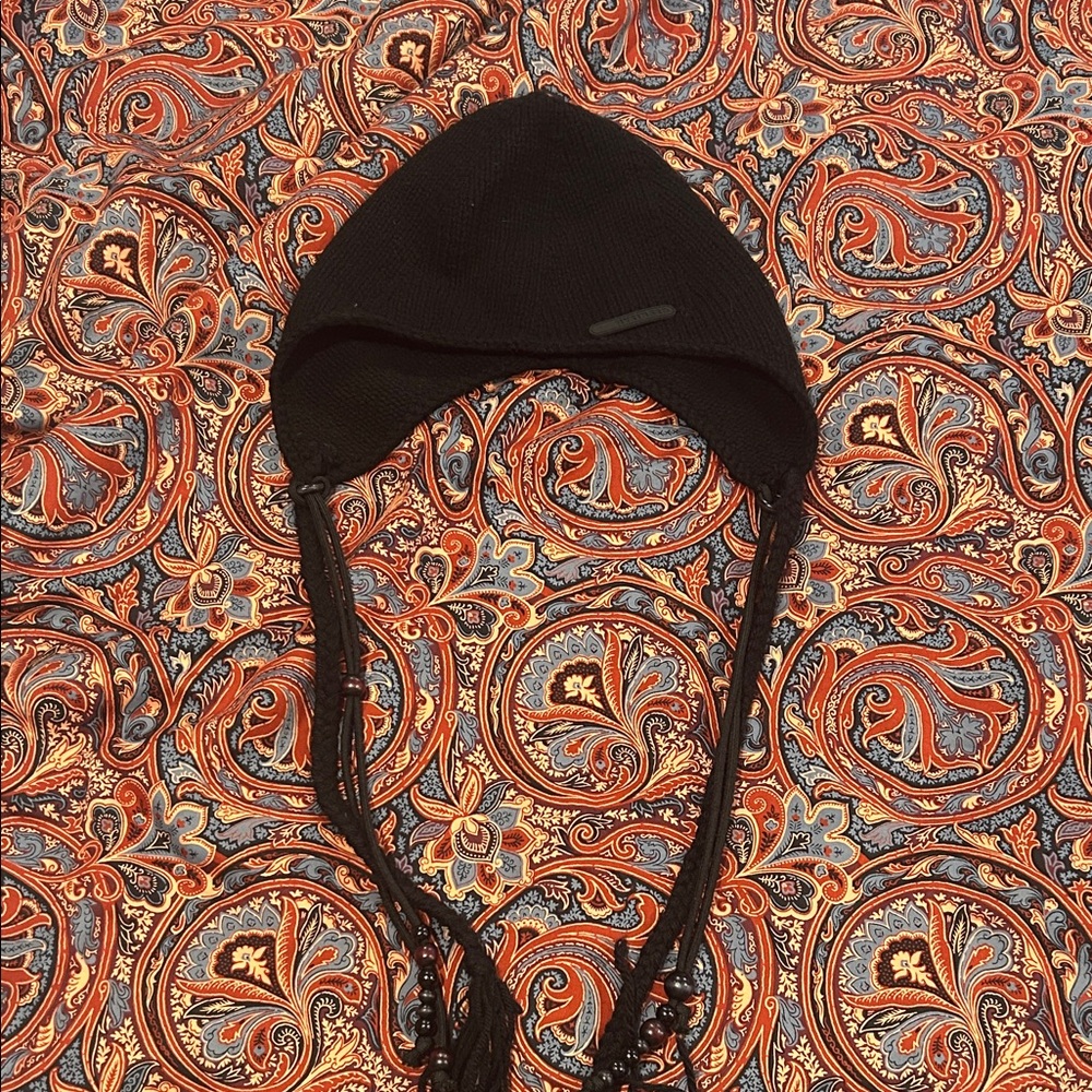 Hyein Seo black tassel charm beanie